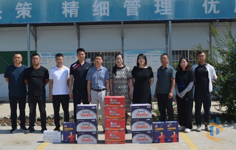 夏日送清涼 點(diǎn)滴潤(rùn)人心